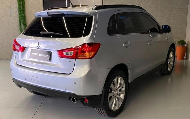 imagem-https://www.socarrao.com.br/sc-vehicle-images-prod/3370018/1789484360457-8397676_2_B_3872cd0cba.jpeg