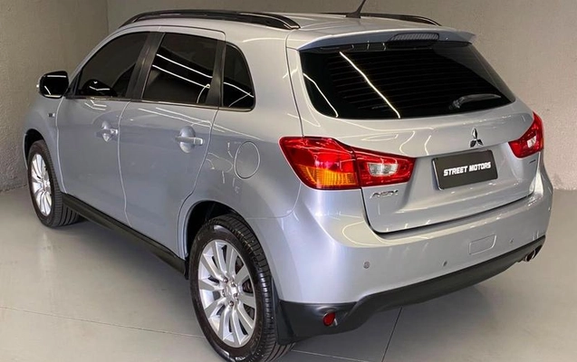 imagem-https://www.socarrao.com.br/sc-vehicle-images-prod/3370018/1789484360461-8397676_0_B_218423762a.jpeg