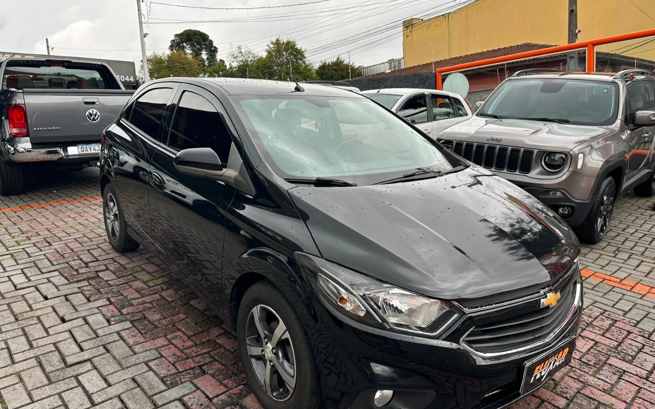 Chevrolet Onix 2018 Preto — foto 1 de 3