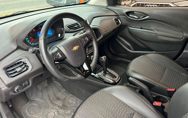 imagem-https://www.socarrao.com.br/sc-vehicle-images-prod/3370032/1787335254450-V2hhdHNBcHAgSW1hZ2UgMjAyNi0wOC0yMSBhdCAxNC40OS40My5qcGVn.jpeg