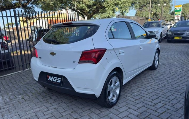 imagem-https://www.socarrao.com.br/sc-vehicle-images-prod/3370067/1787335373832-BDF-6E32_02.jpg