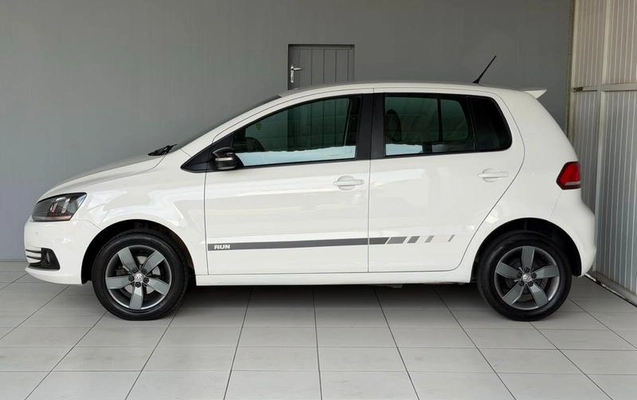 imagem-https://www.socarrao.com.br/sc-vehicle-images-prod/3370101/1787335792716-8404161_3_B_3a09bf9498.jpeg
