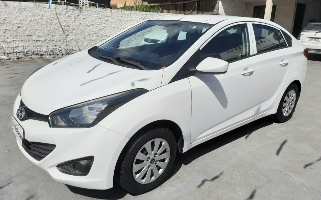 Hyundai HB20S 2015 Branco — foto 1 de 3