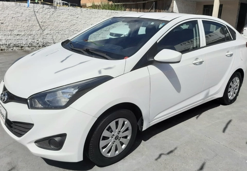Hyundai HB20S 2015 Branco — foto 1 de 3