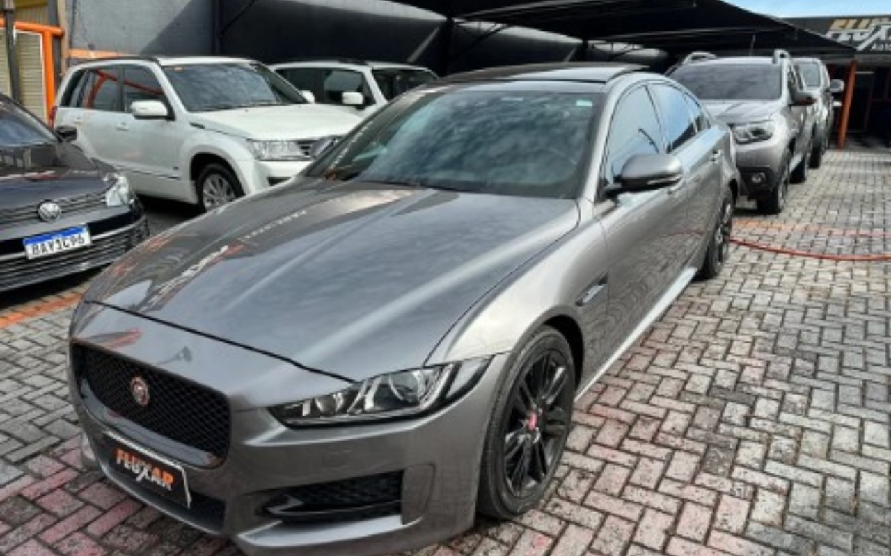 imagem-https://www.socarrao.com.br/sc-vehicle-images-prod/3370372/1787336333620-amFndWFyMTcuanBn.jpg