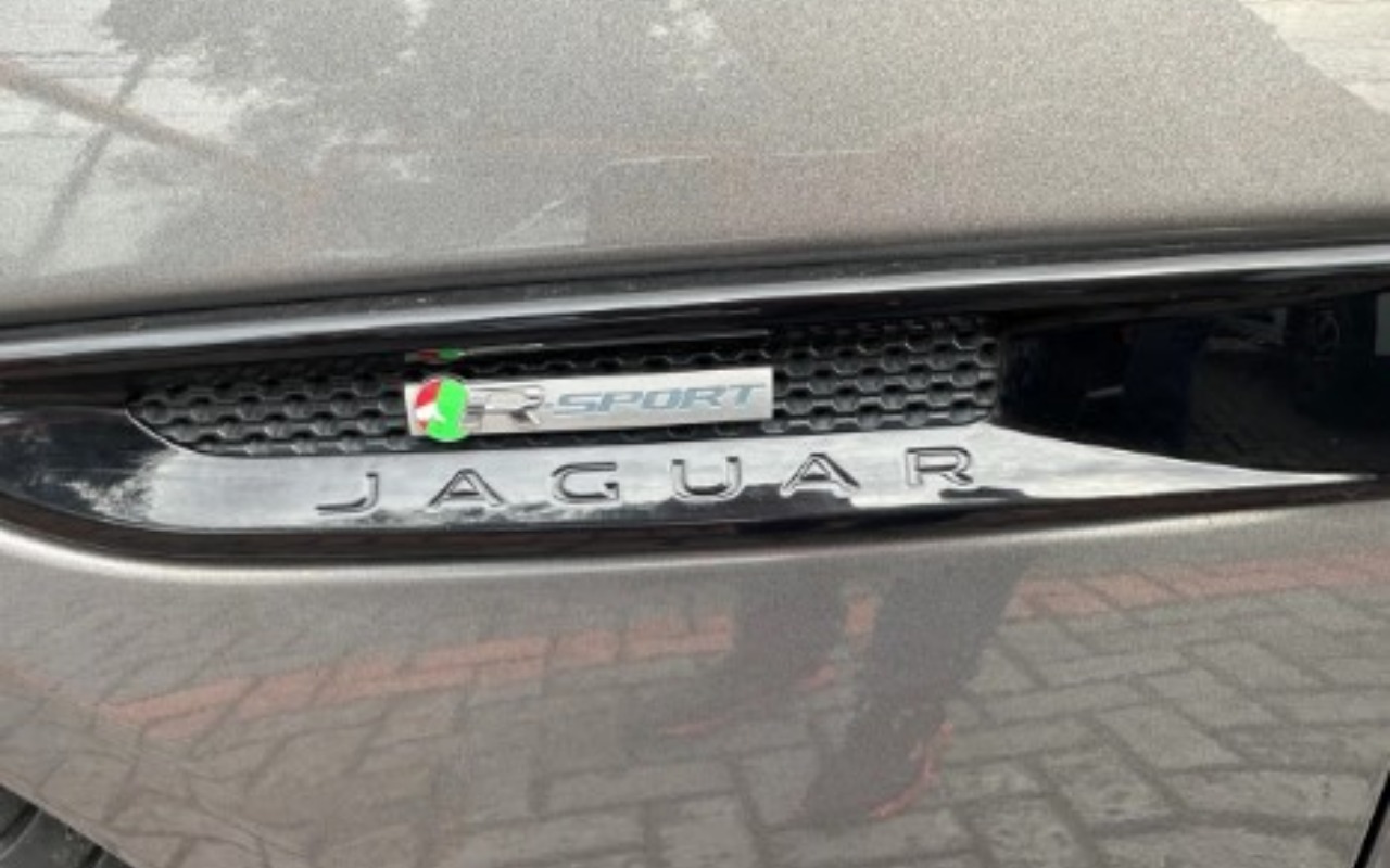 imagem-https://www.socarrao.com.br/sc-vehicle-images-prod/3370372/1787336335207-amFndWFyMi5qcGc.jpg