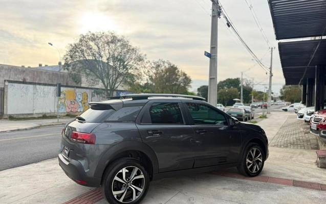 imagem-https://www.socarrao.com.br/sc-vehicle-images-prod/3370418/1787336694379-8404279_5_B_6939f77a9a.jpeg