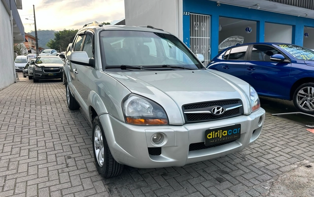 imagem-https://www.socarrao.com.br/sc-vehicle-images-prod/3370557/1787337250186-88d016e7-d778-459b-ab6b-0c1d1b4eb3ef.jpeg