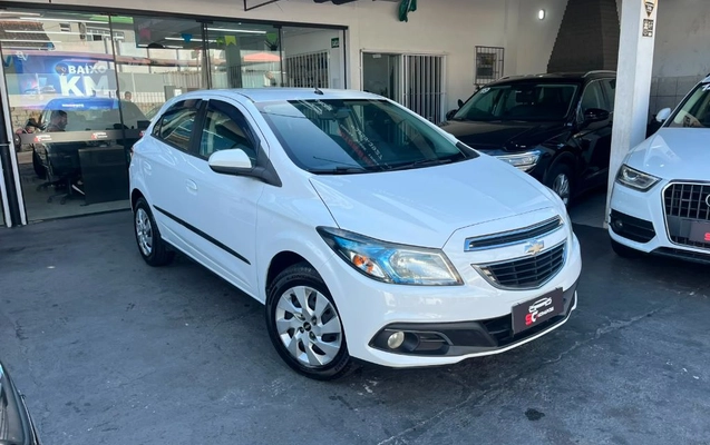 imagem-https://www.socarrao.com.br/sc-vehicle-images-prod/3370838/1787348633802-gb-a8c2a7e.jpeg