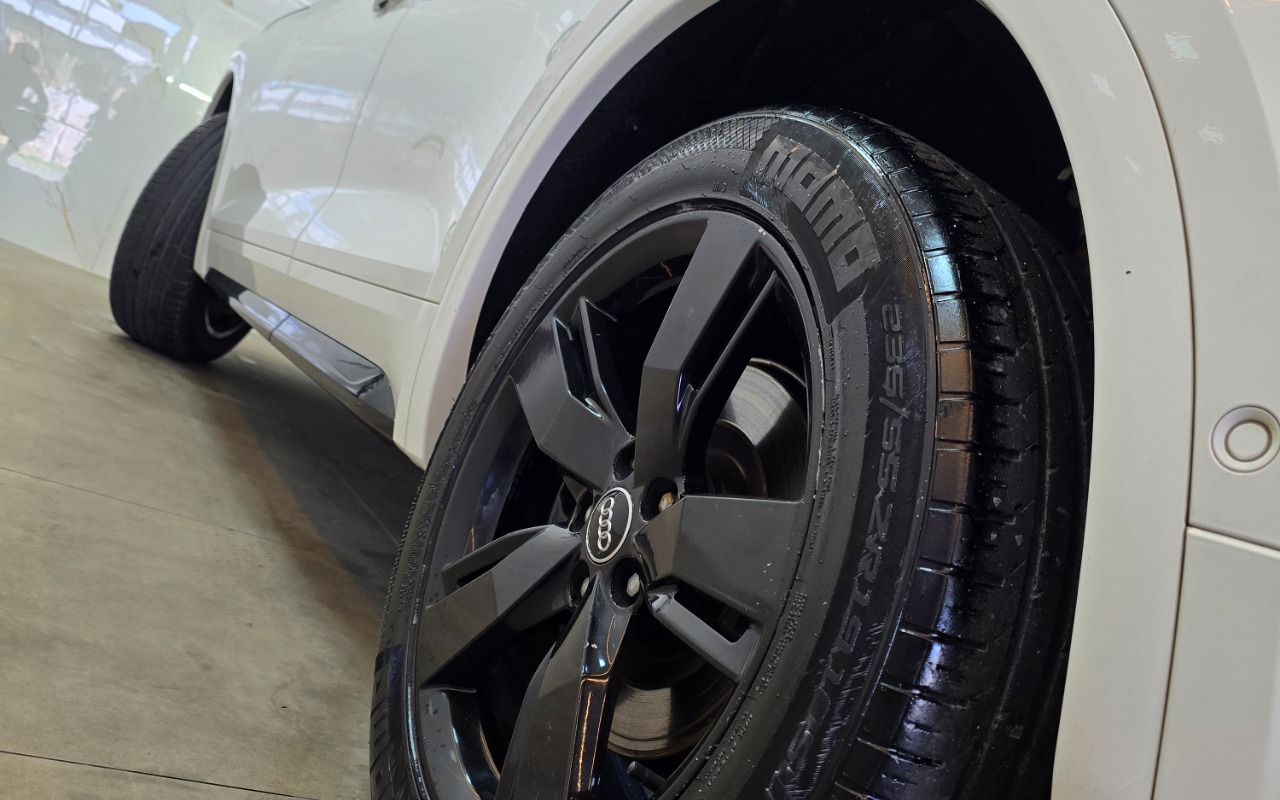 imagem-https://www.socarrao.com.br/sc-vehicle-images-prod/3370866/1787340865400-MTcuanBn.jpg