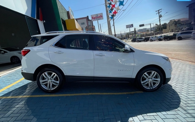 imagem-https://www.socarrao.com.br/sc-vehicle-images-prod/3370888/1787338207669-5_031330.jpg