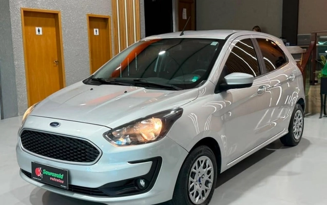 imagem-https://www.socarrao.com.br/sc-vehicle-images-prod/3370956/1787338586271-vehicle_image_1787338537_956b9757b511390233041738dd8427a4.jpeg