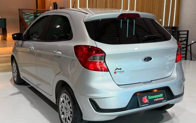 imagem-https://www.socarrao.com.br/sc-vehicle-images-prod/3370956/1787338586275-vehicle_image_1787338546_6055158bc8fd095f1764b709ae5f9ecb.jpeg
