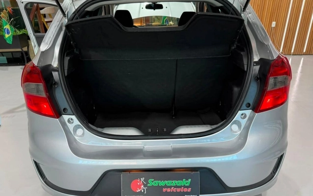 imagem-https://www.socarrao.com.br/sc-vehicle-images-prod/3370956/1787338586276-vehicle_image_1787338549_1f4ac066f1edc377f2eaf067d3b51377.jpeg