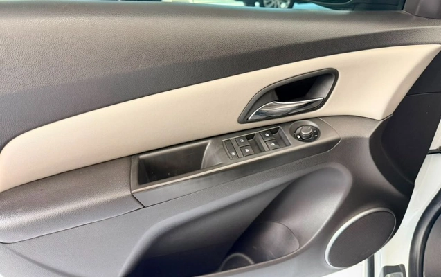 imagem-https://www.socarrao.com.br/sc-vehicle-images-prod/3371129/1789752127260-gb-79ef589.jpeg