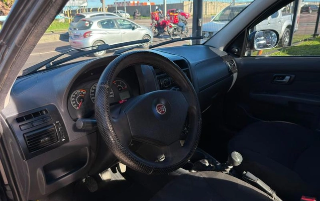 imagem-https://www.socarrao.com.br/sc-vehicle-images-prod/3371135/1787338896023-8404559_1_B_6172d5c596.jpeg