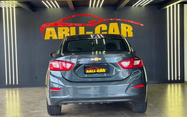 imagem-https://www.socarrao.com.br/sc-vehicle-images-prod/3371140/1787339745672-7587765_9_B_d510cd7e6b.jpeg