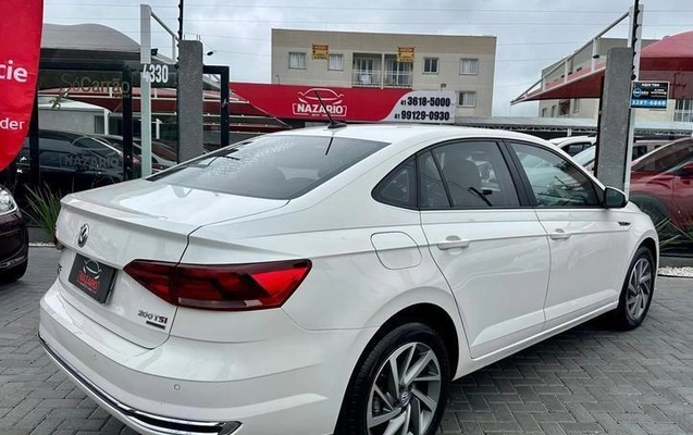 imagem-https://www.socarrao.com.br/sc-vehicle-images-prod/3371305/1787919037361-8403099_11_B_9a1f22ce33.jpeg