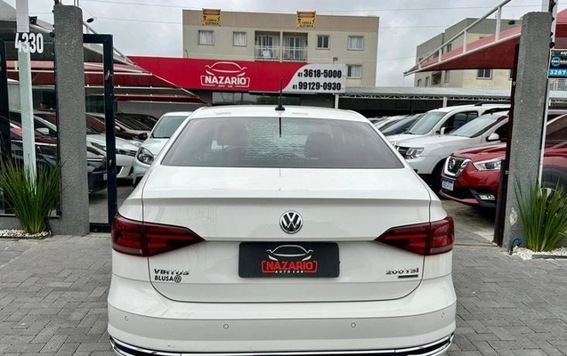 imagem-https://www.socarrao.com.br/sc-vehicle-images-prod/3371305/1787919037364-8403099_15_B_0a8ec35411.jpeg
