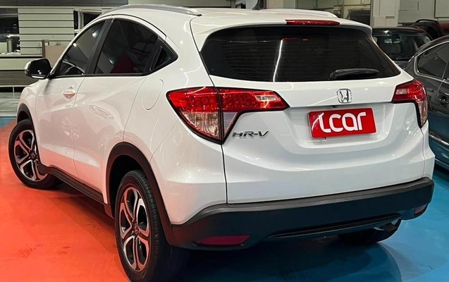 imagem-https://www.socarrao.com.br/sc-vehicle-images-prod/3371320/1788387769152-8376536_9_B_4580a92022.jpeg
