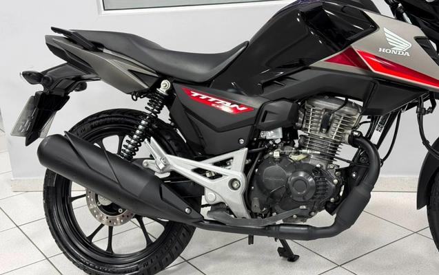 imagem-https://www.socarrao.com.br/sc-vehicle-images-prod/3371400/1787339544678-V2hhdHNBcHAgSW1hZ2UgMjAyNi0wNy0yNCBhdCAxNi4zOC41MiAoMSkuanBlZw.jpeg