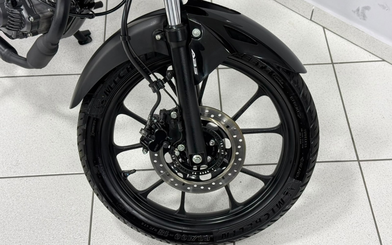 imagem-https://www.socarrao.com.br/sc-vehicle-images-prod/3371400/1787339544861-V2hhdHNBcHAgSW1hZ2UgMjAyNi0wNy0yNCBhdCAxNi4zOC41MiAoMykuanBlZw.jpeg