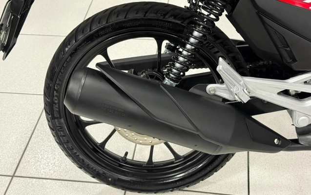 imagem-https://www.socarrao.com.br/sc-vehicle-images-prod/3371400/1787339544974-V2hhdHNBcHAgSW1hZ2UgMjAyNi0wNy0yNCBhdCAxNi4zOC41MiAoNCkuanBlZw.jpeg