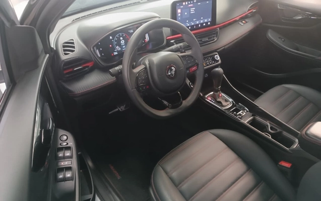 imagem-https://www.socarrao.com.br/sc-vehicle-images-prod/3371402/1788870542769-h5clc83PXUsRmgTWGG3ZyG51DLAMAc1Ukmhp.jpg