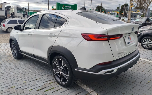 imagem-https://www.socarrao.com.br/sc-vehicle-images-prod/3371405/1787339596684-RVggMDMuanBlZw.jpeg