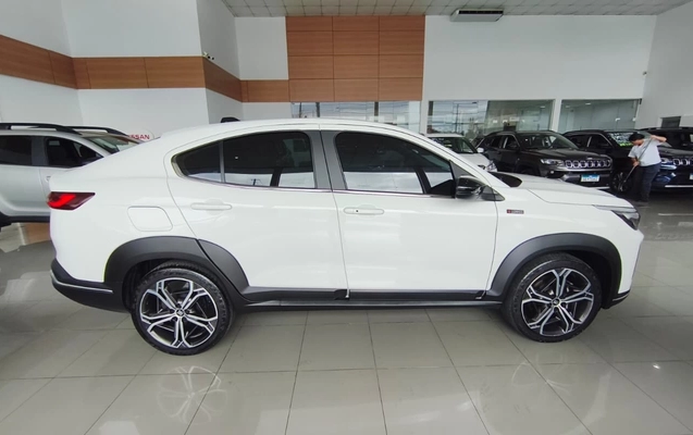 imagem-https://www.socarrao.com.br/sc-vehicle-images-prod/3371405/1787339597206-RVggMDYuanBlZw.jpeg