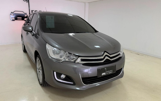 imagem-https://www.socarrao.com.br/sc-vehicle-images-prod/3371452/1787339953261-V2hhdHNBcHAgSW1hZ2UgMjAyNi0wOC0yMSBhdCAxNS4zNy4zMi5qcGVn.jpeg