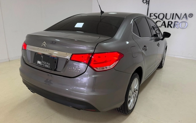 imagem-https://www.socarrao.com.br/sc-vehicle-images-prod/3371452/1787339953523-V2hhdHNBcHAgSW1hZ2UgMjAyNi0wOC0yMSBhdCAxNS4zNy4zMiAoMykuanBlZw.jpeg
