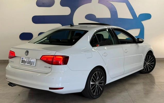 imagem-https://www.socarrao.com.br/sc-vehicle-images-prod/3371612/1787340357709-cdcb40fa-1608-47ff-bc60-066a15df8df3.jpg