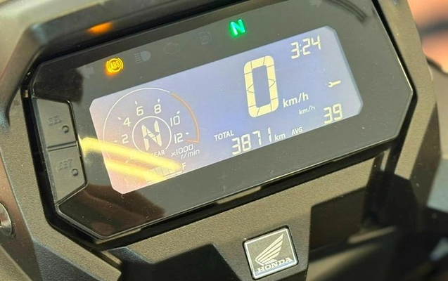 imagem-https://www.socarrao.com.br/sc-vehicle-images-prod/3371667/1787685251175-8400625_9_B_f0dcea3e39.jpeg