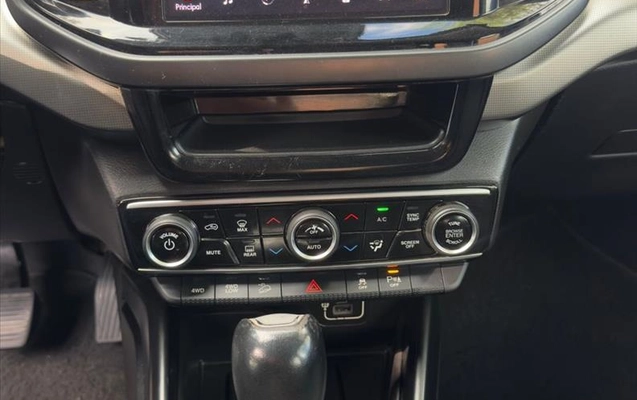 imagem-https://www.socarrao.com.br/sc-vehicle-images-prod/3371714/1789764754433-RUS-0B68_07.jpg