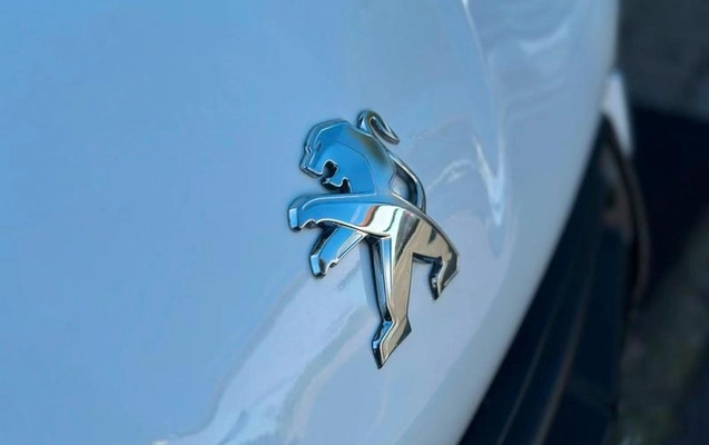 imagem-https://www.socarrao.com.br/sc-vehicle-images-prod/3371720/1789393335889-8348920_0_B_bc1449df87.jpeg