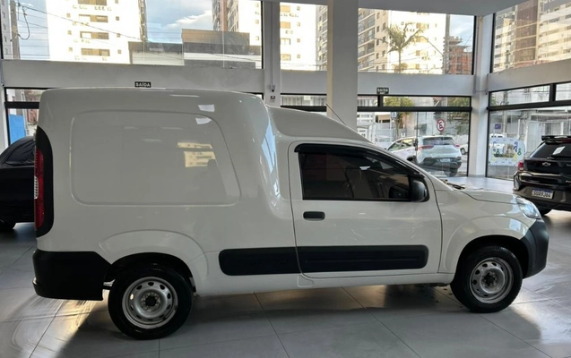 imagem-https://www.socarrao.com.br/sc-vehicle-images-prod/3371742/1789752473384-gb-06d708b.jpeg