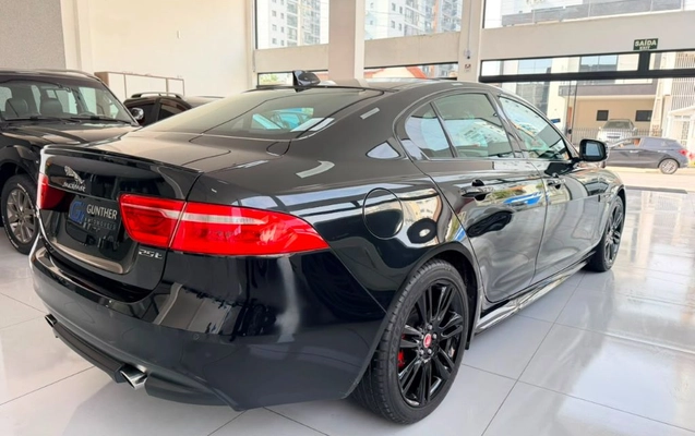 imagem-https://www.socarrao.com.br/sc-vehicle-images-prod/3371764/1789750526396-gb-f343ae2.jpeg