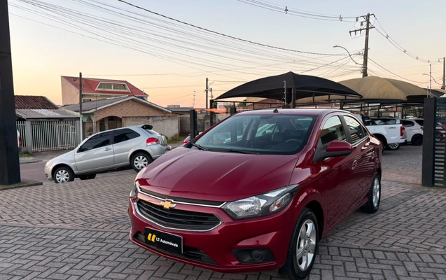 imagem-https://www.socarrao.com.br/sc-vehicle-images-prod/3371791/1787341254974-V2hhdHNBcHAgSW1hZ2UgMjAyNi0wOC0xOSBhdCAxMS4yNi4zNyAoMSkuanBlZw.jpeg