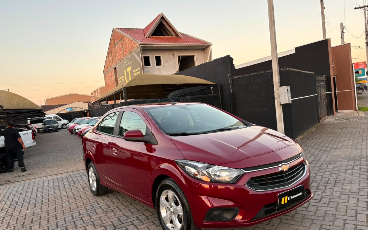imagem-https://www.socarrao.com.br/sc-vehicle-images-prod/3371791/1787341255539-V2hhdHNBcHAgSW1hZ2UgMjAyNi0wOC0xOSBhdCAxMS4yNi4zNSAoMSkuanBlZw.jpeg