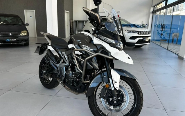 imagem-https://www.socarrao.com.br/sc-vehicle-images-prod/3372063/1789752664693-gb-9cef39b.jpeg