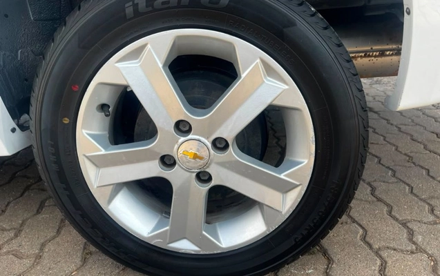 imagem-https://www.socarrao.com.br/sc-vehicle-images-prod/3372107/1787343517137-gb-2d648bb.jpeg