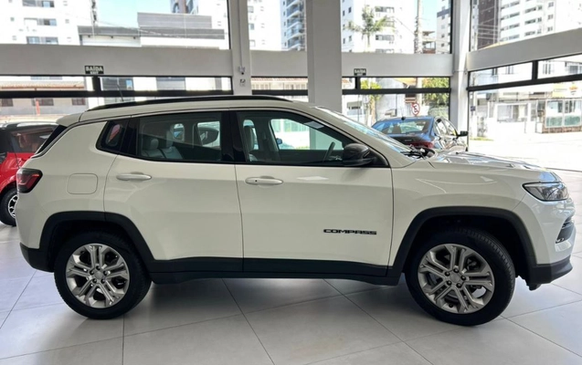 imagem-https://www.socarrao.com.br/sc-vehicle-images-prod/3372142/1787341946005-gb-ddd82d4.jpeg