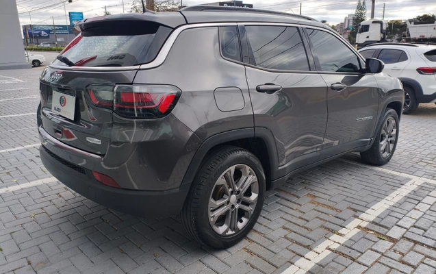 imagem-https://www.socarrao.com.br/sc-vehicle-images-prod/3372147/1787571785367-ZXggMDUuanBlZw.jpeg