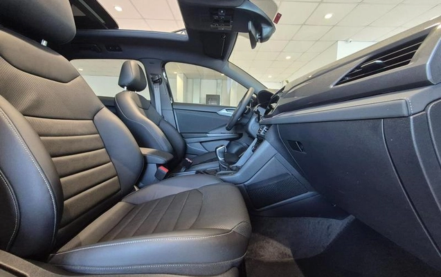 imagem-https://www.socarrao.com.br/sc-vehicle-images-prod/3372399/1787342624163-8311777_11_B_4f0bf532c2.jpeg