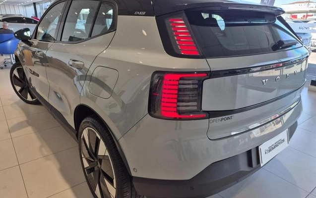 imagem-https://www.socarrao.com.br/sc-vehicle-images-prod/3372446/1787342704283-8398151_17_B_bd5bdf4006.jpeg