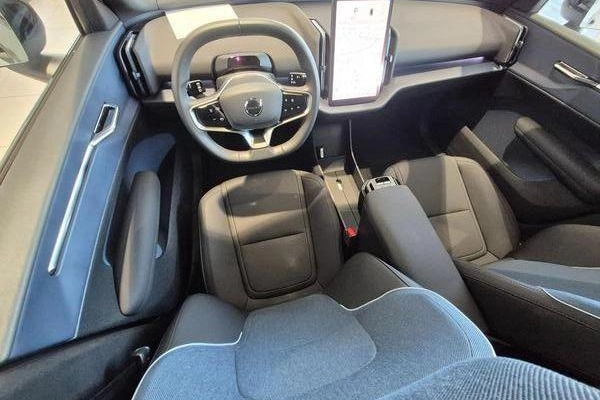 imagem-https://www.socarrao.com.br/sc-vehicle-images-prod/3372446/1787342704291-8398151_19_B_08c275c0c0.jpeg
