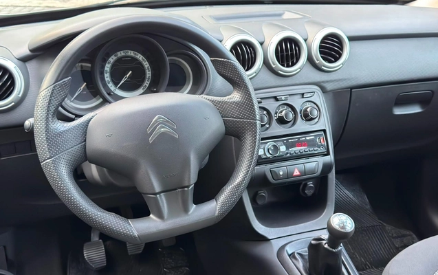 imagem-https://www.socarrao.com.br/sc-vehicle-images-prod/3372496/1787343035275-6ecd0032-4107-14a1-b430-3a2337b7027d.jpg