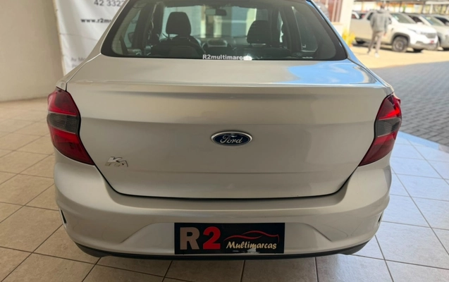 imagem-https://www.socarrao.com.br/sc-vehicle-images-prod/3372547/1787343214303-E0xTjMyL9A8fmJGY4TWNYkmvaALtSVIL.jpg