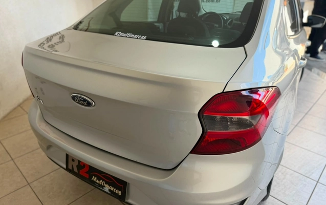 imagem-https://www.socarrao.com.br/sc-vehicle-images-prod/3372547/1787343214304-3XwyqjJX8XmCqS6ojutqM5ZcPOST70Uc.jpg